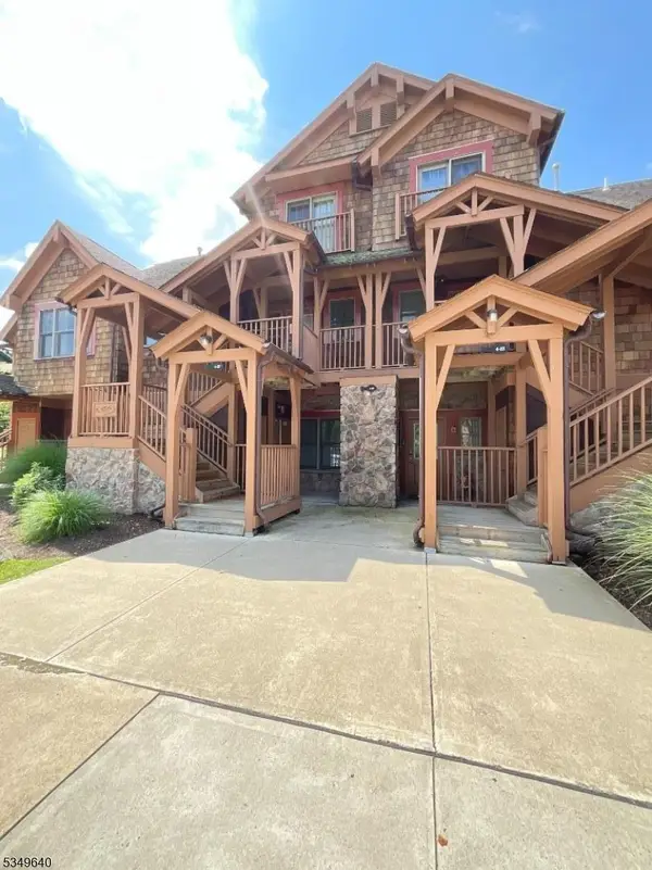 4 Maple Cres Unit 22, Vernon Twp., NJ 07462