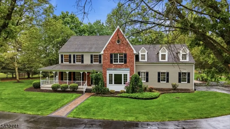 2 Deer Run, Clinton, NJ 08833 - #3