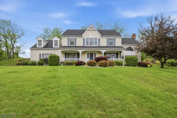 42 Copper Penny Rd, Raritan Twp., NJ 08822
