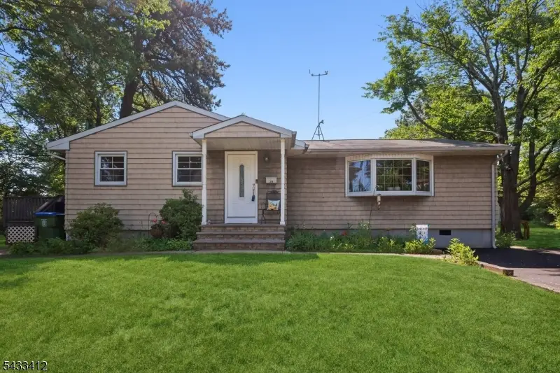 30 Rieder Rd, Edison, NJ 08817 - #1