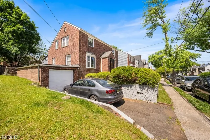 38 Webster St, Irvington, NJ 07111 - #3