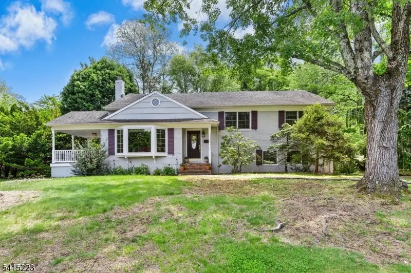 33 Carol Rd, Westfield, NJ 07090 - #1