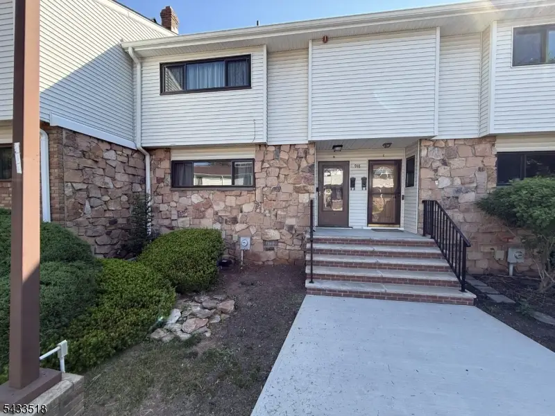 918D Merritt Dr, Hillsborough, NJ 08844 - #1