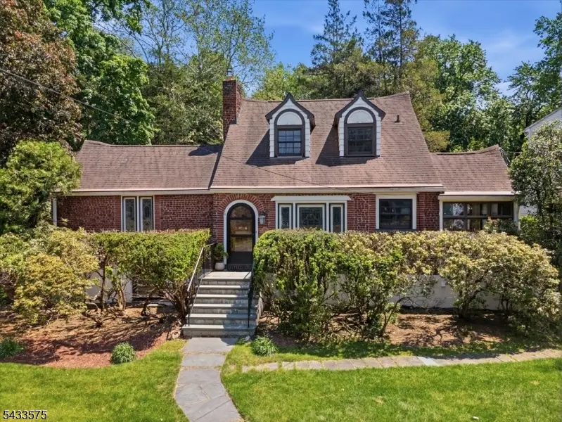 201 Little Falls Rd, Cedar Grove, NJ 07009 - #1