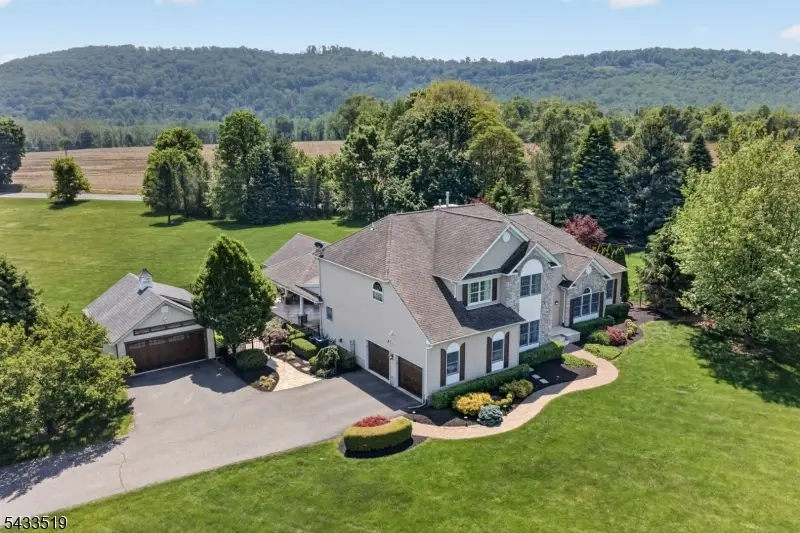 400 Parker Road, Bloomsbury, NJ 08804 - #1