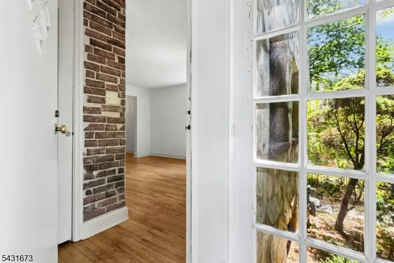 106 Gallows Hill Rd, Cranford, NJ 07016 - #3