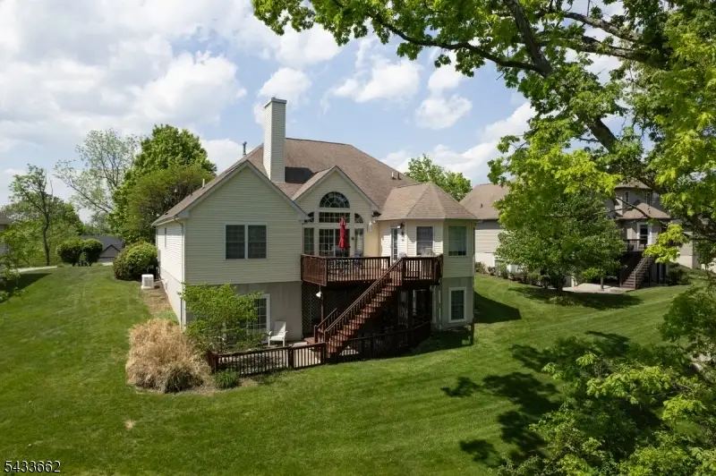 15 Bracken Hill Rd, Hardyston, NJ 07419 - #3