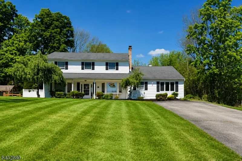 25 Carol Dr, Vernon Valley, NJ 07418 - #1