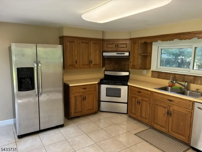 19 Crescent Rd, Wayne, NJ 07470 - #1