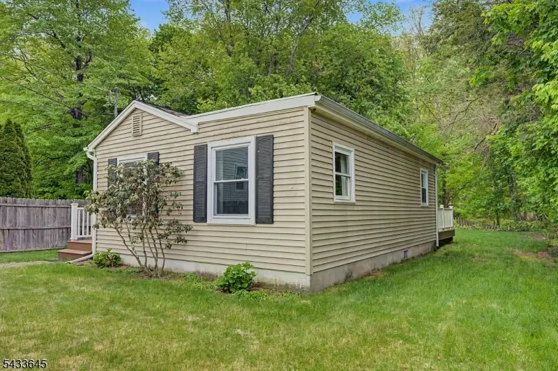 83 Doty Rd, Haskell, NJ 07420 - #3