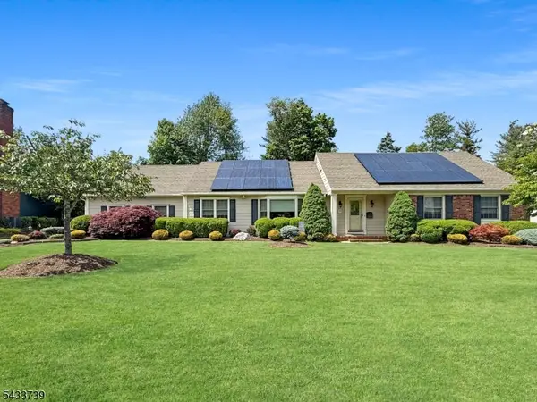 7 Vultee Dr, Florham Park Boro, NJ 07932