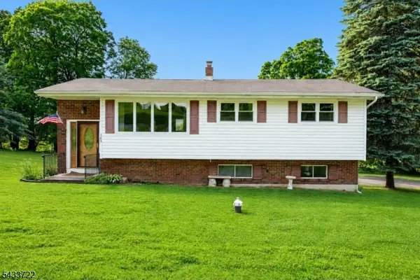 103 Mountain Rd, Hardyston Twp., NJ 07419