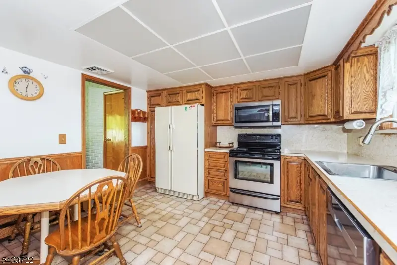 103 Mountain Rd, Hardyston, NJ 07419 - #2