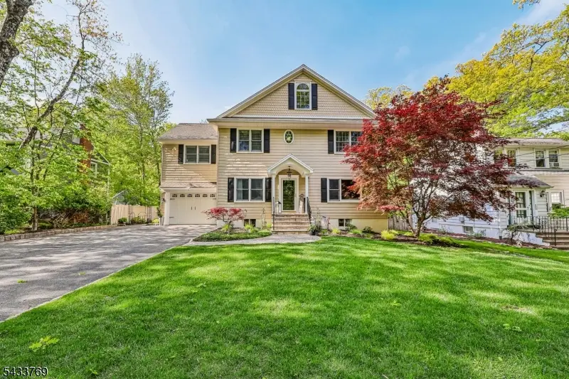 129 Woodland Ave, Ramsey, NJ 07446 - #1