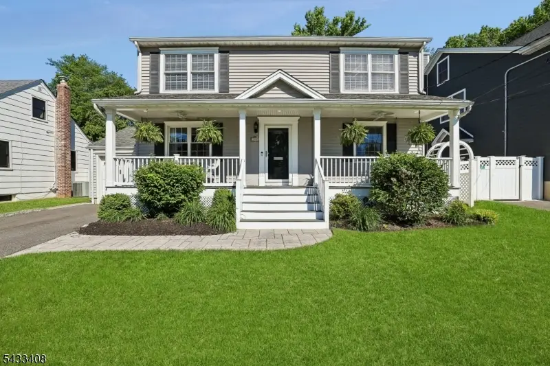 208 Wyoming St, Westfield, NJ 07090 - #2