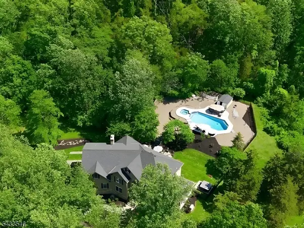 41 Sutton Farm Rd, Delaware Twp., NJ 08822