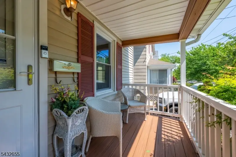 26 Cumberland Ave, Verona, NJ 07044 - #3
