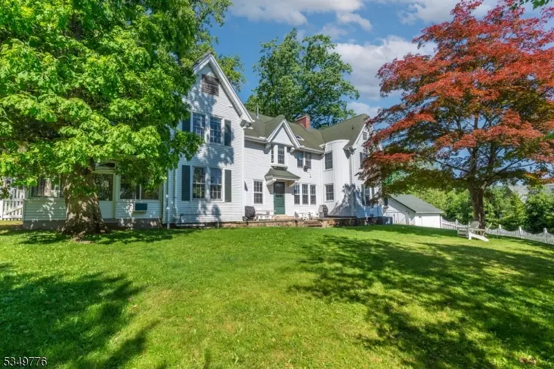 29 Stevens St, Bernardsville, NJ 07924 - #1