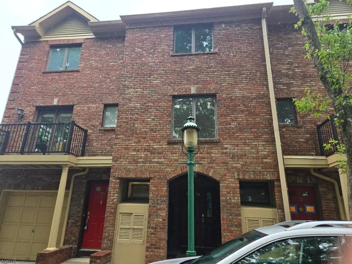 34 Mews Ln, South Orange, NJ 07079 - #1