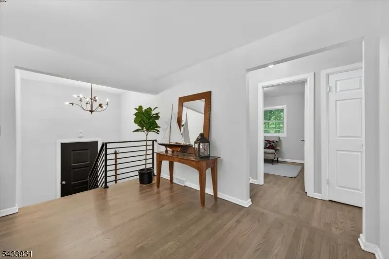 62 Barry Dr, Vernon, NJ 07422 - #3