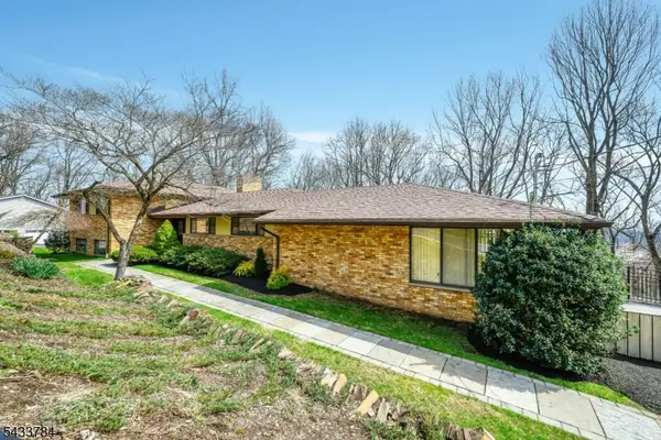 6 Lynnfield Drive, Morris Twp., NJ 07960