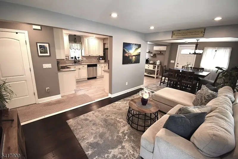 33 Alabama Ave, Lake Hopatcong, NJ 07849 - #2