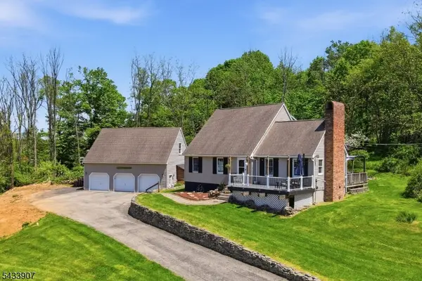 138 Overlook Dr, Montague Twp., NJ 07827