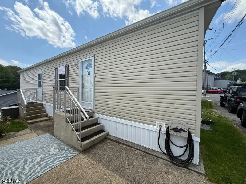 120 Genes, Rockaway, NJ 07866 - #3