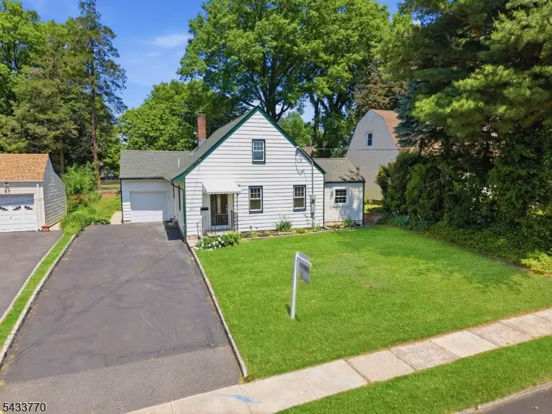 573 Conant St, Hillside, NJ 07205 - #2