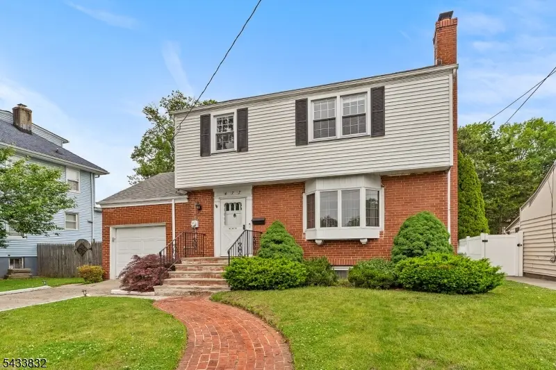 477 Grove St, Rahway, NJ 07065 - #1