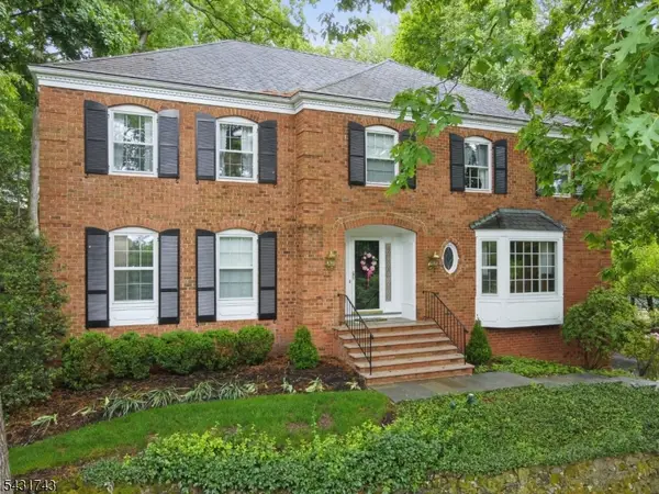 47 Lisa Dr, Chatham Twp., NJ 07928