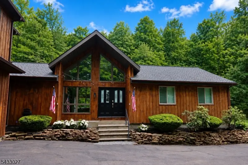 625 Maxim Dr, Hopatcong, NJ 07821 - #2