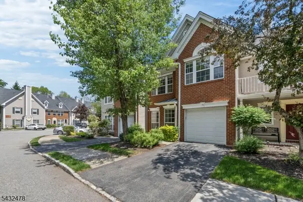 78 Heritage Ct, Montville Twp., NJ 07045