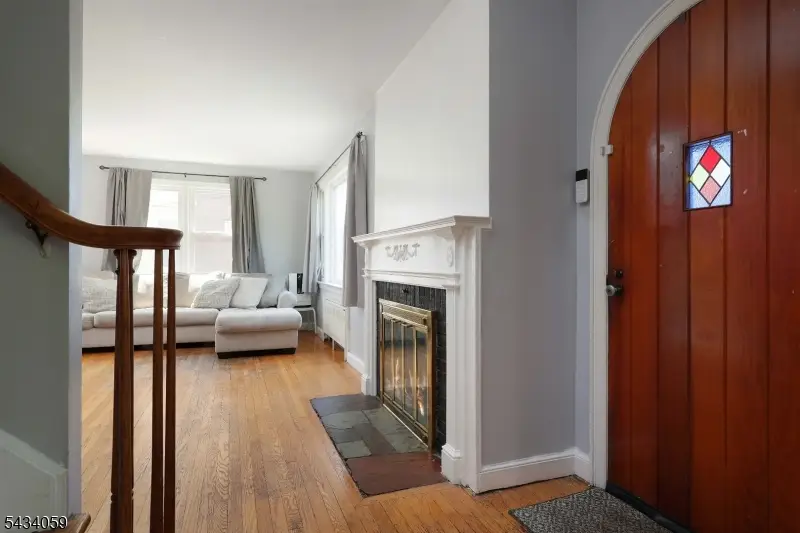 617 Bryant St, Rahway, NJ 07065 - #3