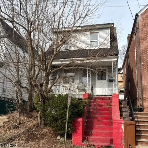 39 Newton Pl, Irvington Twp., NJ 07111