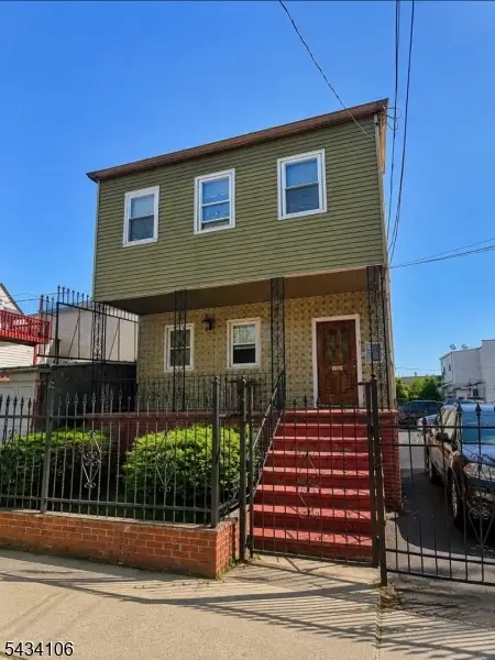250 Berkeley Ave, Newark City, NJ 07107