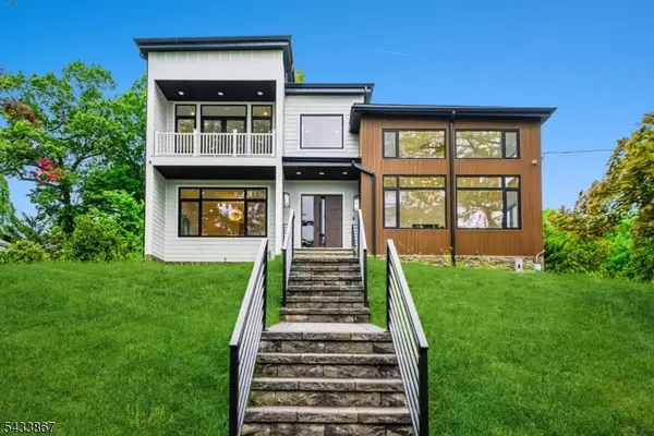 6 Cambridge Dr, Millburn Twp., NJ 07078