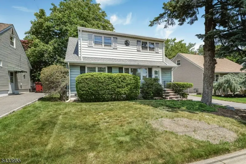 26 Briar Ln, Nutley, NJ 07110 - #2