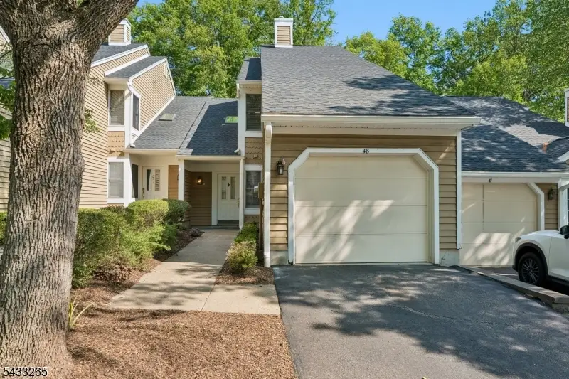 48 Eton Ct, The Hills, NJ 07921 - #1