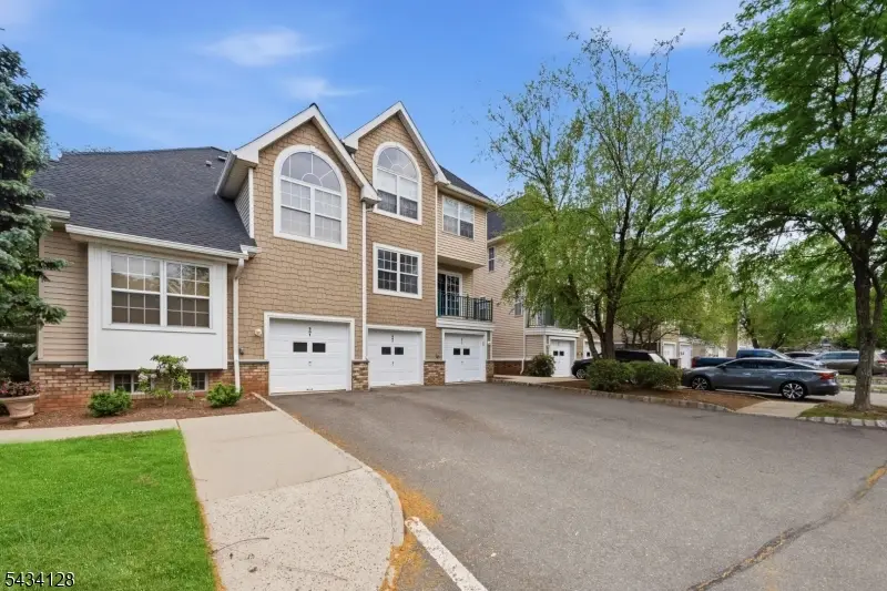 502 Rhoads Dr, Belle Mead, NJ 08502 - #3