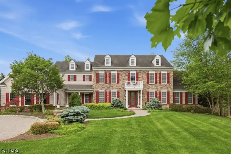 8 Ridgeline Dr, Washington, NJ 07853 - #1