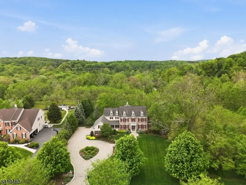 8 Ridgeline Dr, Washington, NJ 07853 - #2