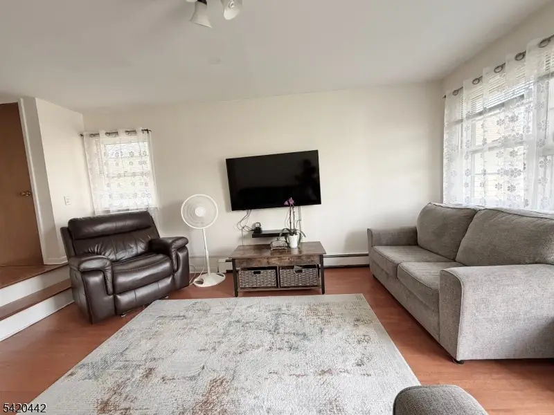 2 Sunnyside Pl, Verona, NJ 07044 - #2