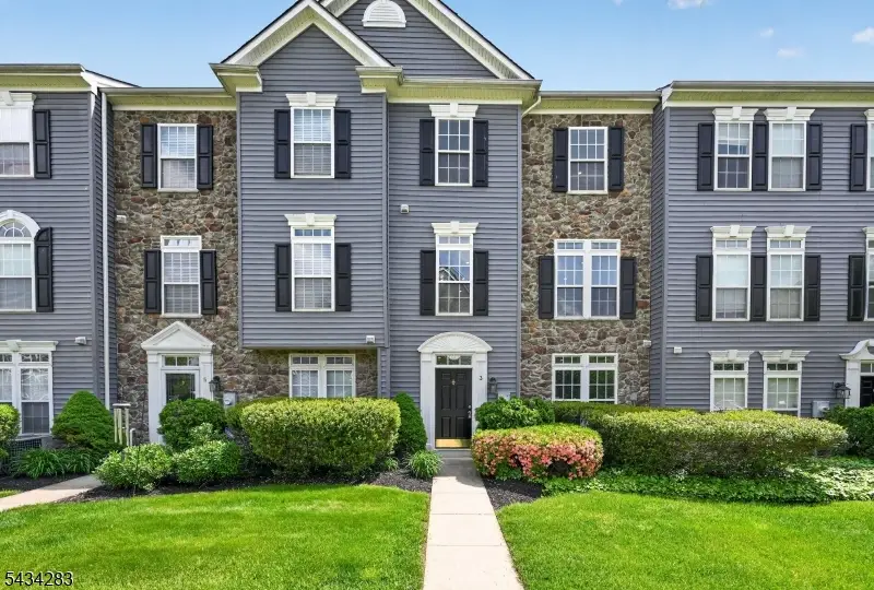 3 Swan Ct, Delanco, NJ 08075 - #1