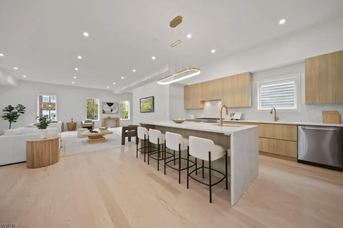 312 11th St #2, Union City, NJ 07087 - #1