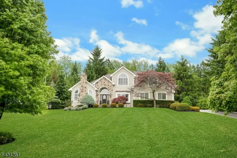 5 Coe Farm Rd, Mendham, NJ 07945 - #1