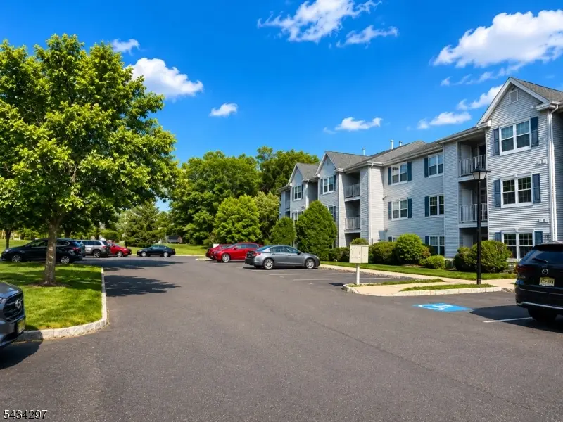 318 Stratford #318, Martinsville, NJ 08805 - #1