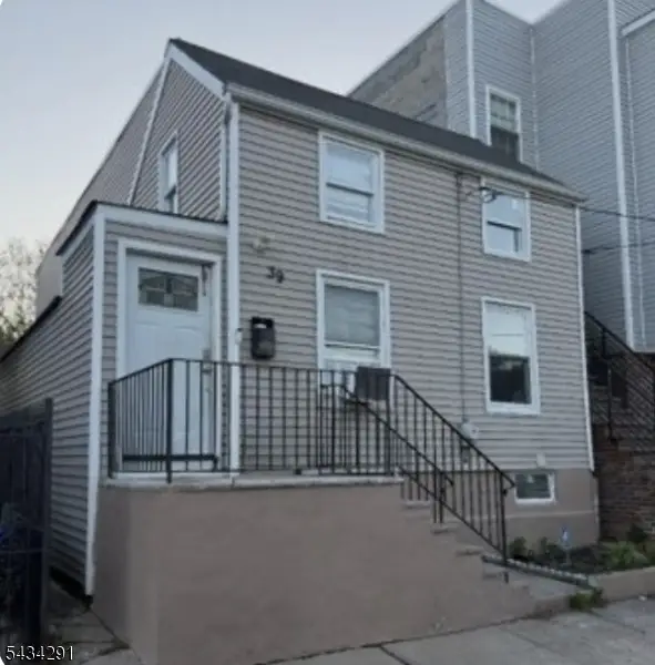 39 Jacob St, Newark, NJ 07103 - #1
