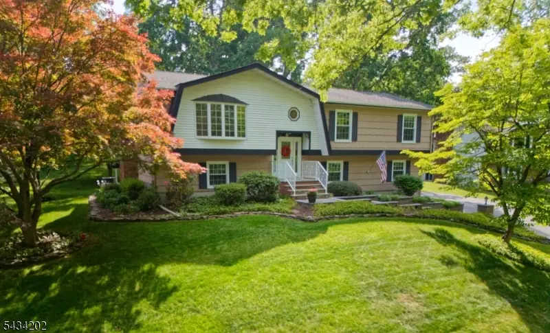 8 Edward Cir, Montville, NJ 07045 - #1