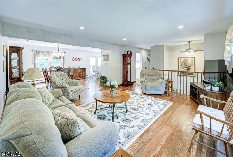 8 Edward Cir, Montville, NJ 07045 - #3